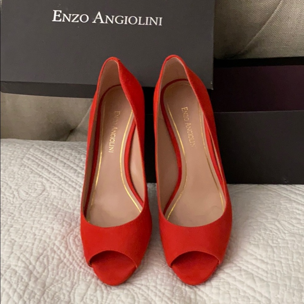 Enzo Angiolini Peep-Toe Pumps